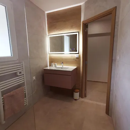 Magnifique Duplex Neuf Parking Et Terrasse Apartment Dole Exterior photo
