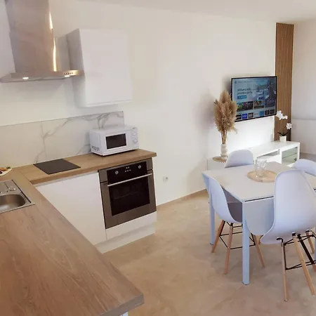 Magnifique Duplex Neuf Parking Et Terrasse Apartment Dole Exterior photo